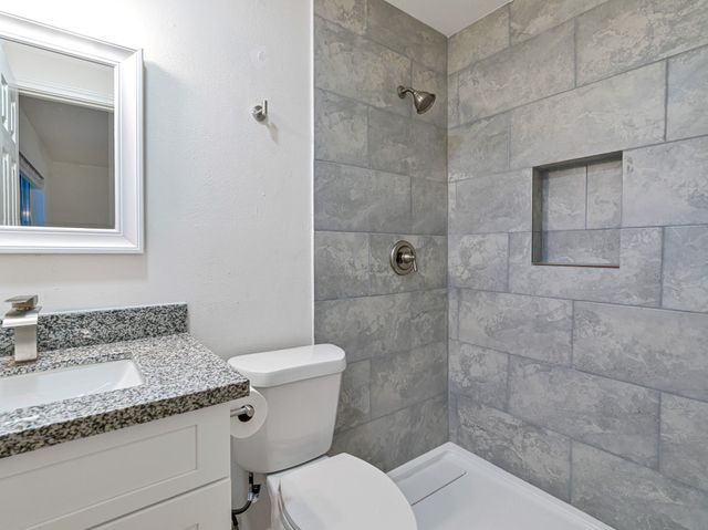 5619 Effingham Drive, Houston, TX 77035