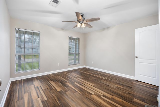 44058 Lake Village Rd, Prairieville, LA 70769