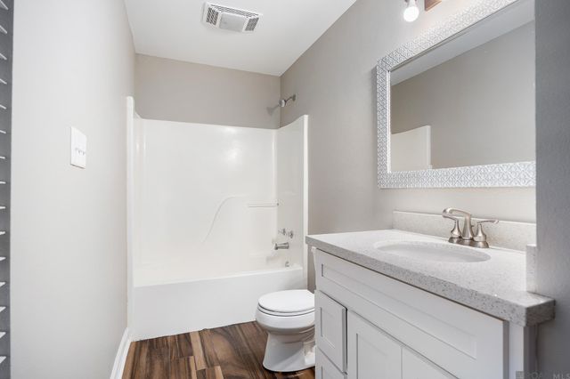 44058 Lake Village Rd, Prairieville, LA 70769