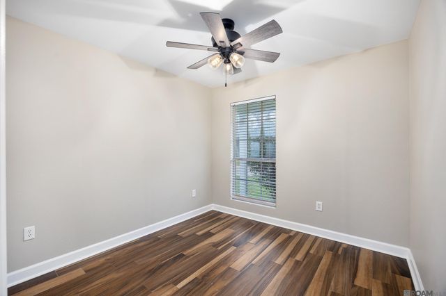 44058 Lake Village Rd, Prairieville, LA 70769