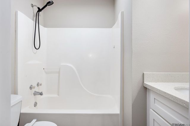 44058 Lake Village Rd, Prairieville, LA 70769