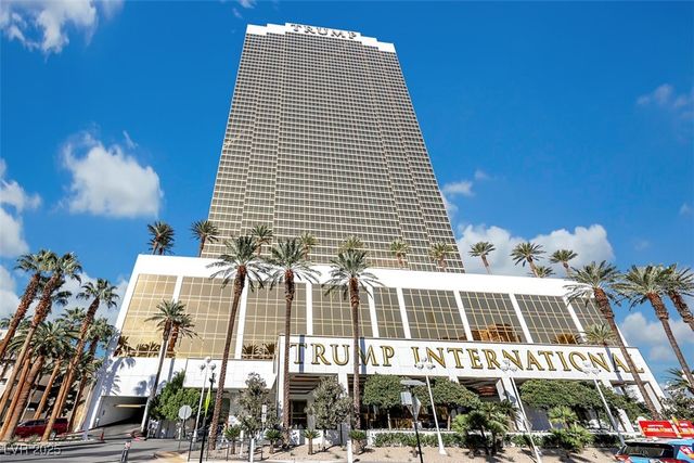 2000 North Fashion Show Drive 2514, Las Vegas, NV 89109