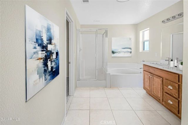 2116 Knollwood Court Court, Rosamond, CA 93560