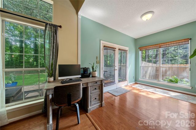8411 Red Cypress Court, Charlotte, NC 28216