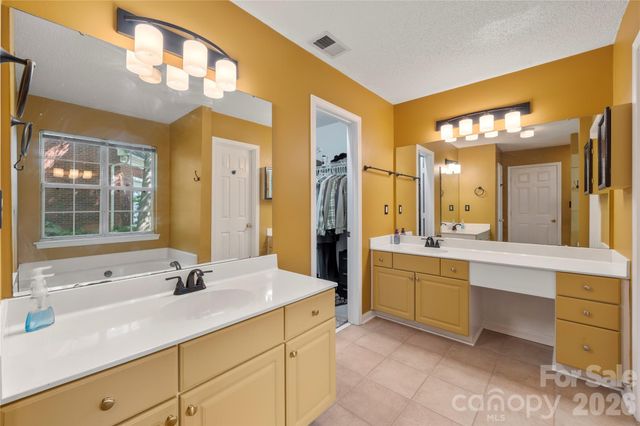 8411 Red Cypress Court, Charlotte, NC 28216