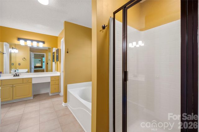 8411 Red Cypress Court, Charlotte, NC 28216