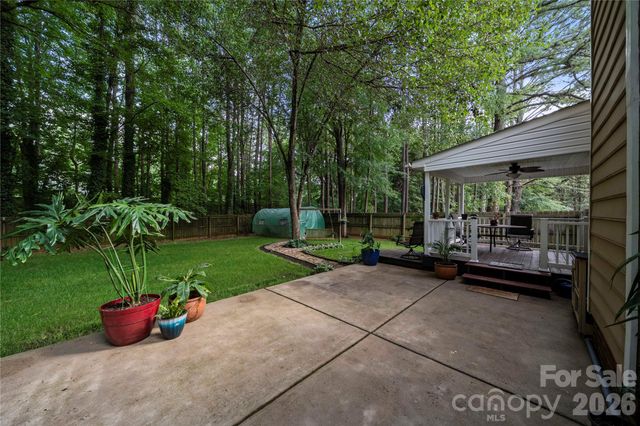 8411 Red Cypress Court, Charlotte, NC 28216