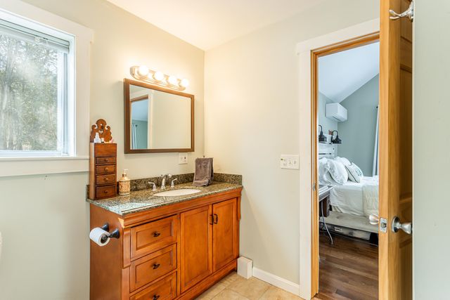 3247 West Proctor Road, Rutland Town, VT 05701