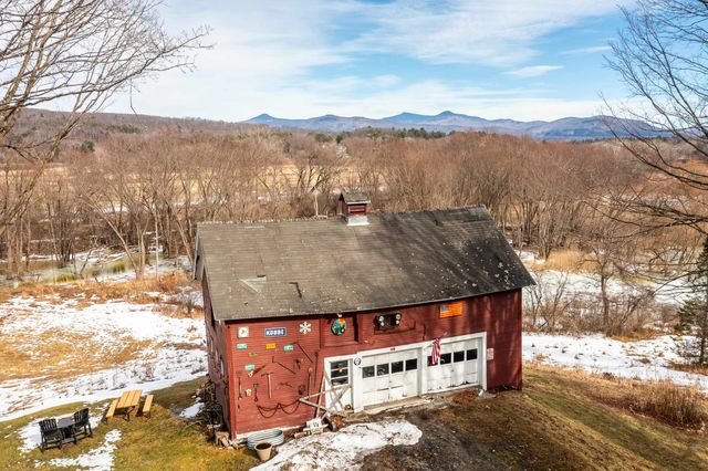 3247 West Proctor Road, Rutland Town, VT 05701