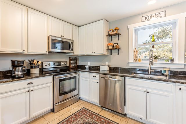 3247 West Proctor Road, Rutland Town, VT 05701