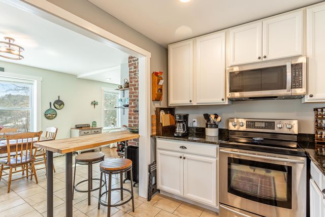 3247 West Proctor Road, Rutland Town, VT 05701