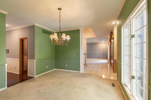 3850 E Country Place Place, Springfield, MO 65809