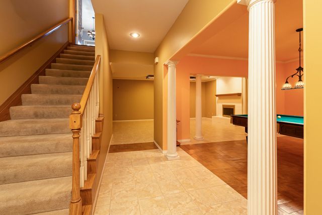 3850 E Country Place Place, Springfield, MO 65809