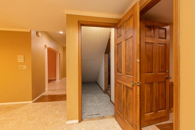 3850 E Country Place Place, Springfield, MO 65809