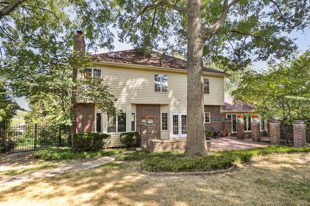 3850 E Country Place Place, Springfield, MO 65809