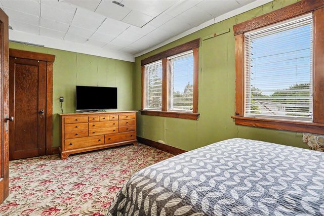187 Sharon Avenue, Battle Creek, MI 49017