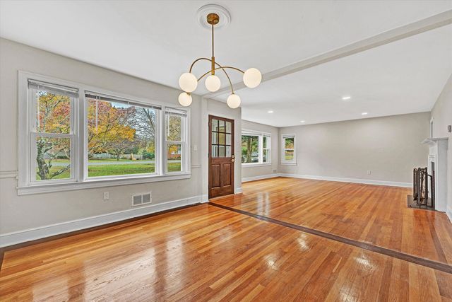 3573 Windsor RD, Roanoke, VA 24018
