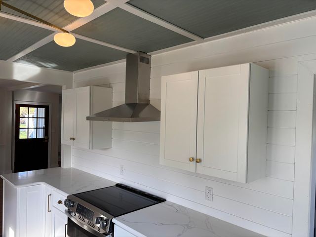 3573 Windsor RD, Roanoke, VA 24018