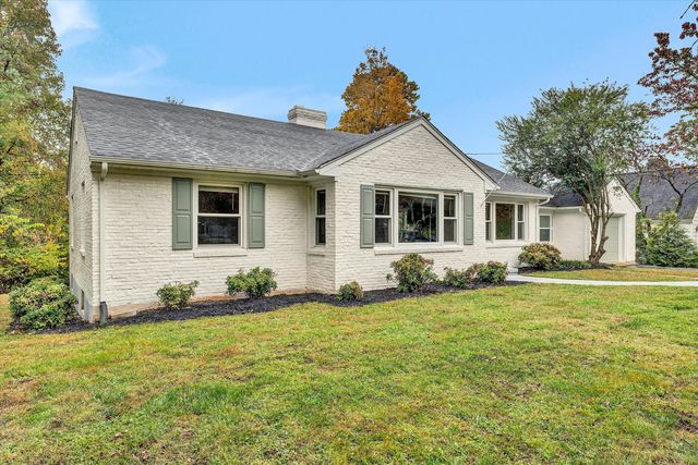 3573 Windsor RD, Roanoke, VA 24018
