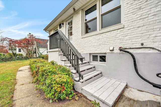 3573 Windsor RD, Roanoke, VA 24018