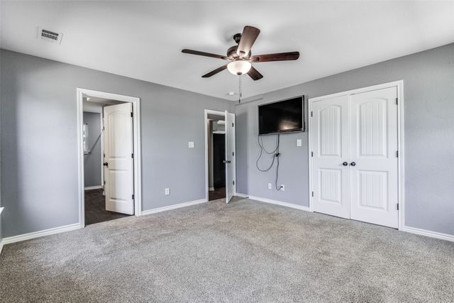 200 Lakeside Drive, West Tawakoni, TX 75474