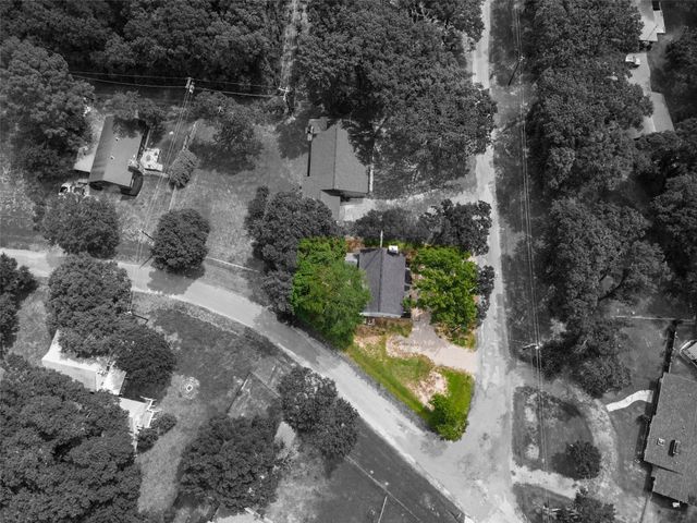 200 Lakeside Drive, West Tawakoni, TX 75474