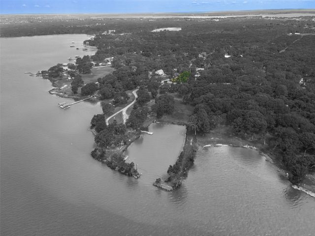 200 Lakeside Drive, West Tawakoni, TX 75474