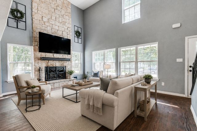 200 Lakeside Drive, West Tawakoni, TX 75474