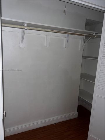 8635 NW 8th St 210, Miami, FL 33126