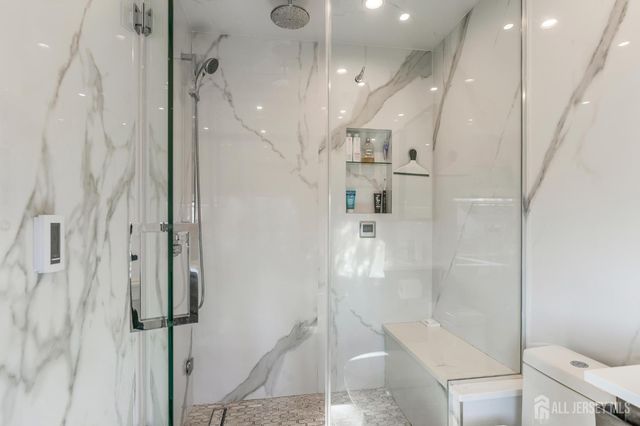 230 Melrose Avenue, Middlesex, NJ 08846