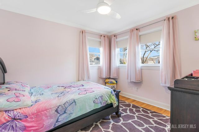 230 Melrose Avenue, Middlesex, NJ 08846