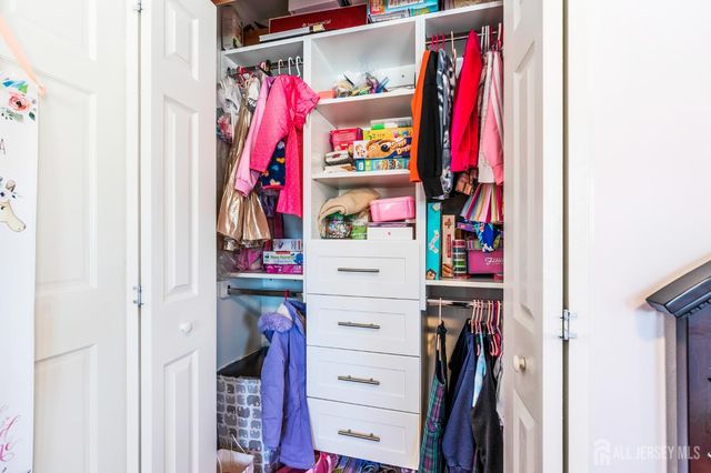 230 Melrose Avenue, Middlesex, NJ 08846