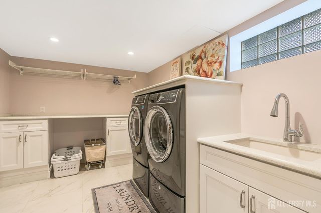 230 Melrose Avenue, Middlesex, NJ 08846