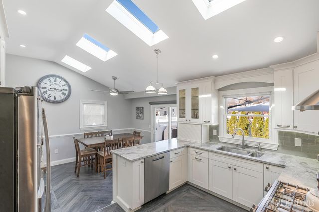 230 Melrose Avenue, Middlesex, NJ 08846