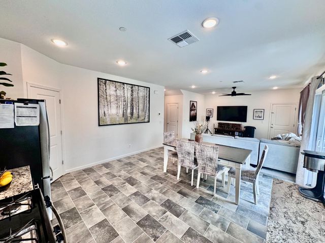 1536 Silverbell Dr, Stockton, CA 95206