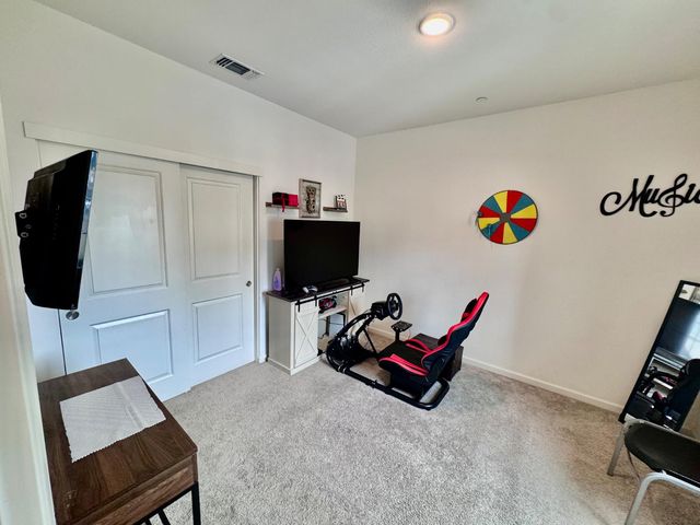 1536 Silverbell Dr, Stockton, CA 95206