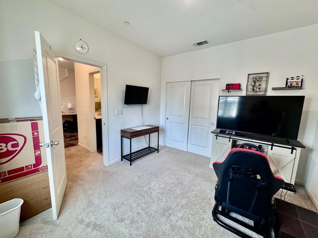 1536 Silverbell Dr, Stockton, CA 95206