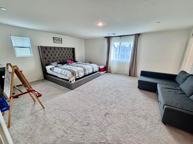 1536 Silverbell Dr, Stockton, CA 95206