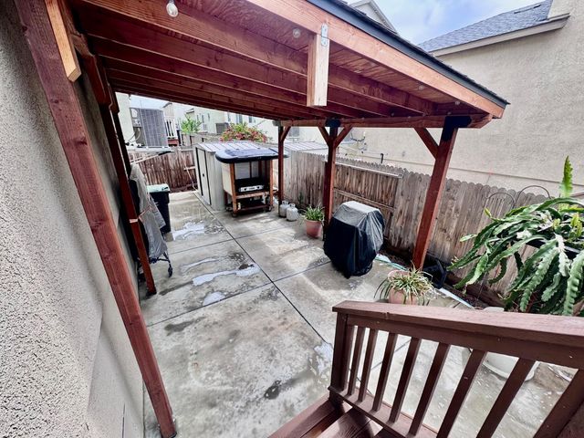 1536 Silverbell Dr, Stockton, CA 95206