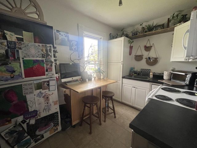 304 S Silver Lake STREET, Oconomowoc, WI 53066
