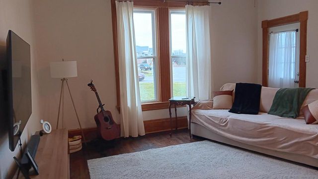 304 S Silver Lake STREET, Oconomowoc, WI 53066