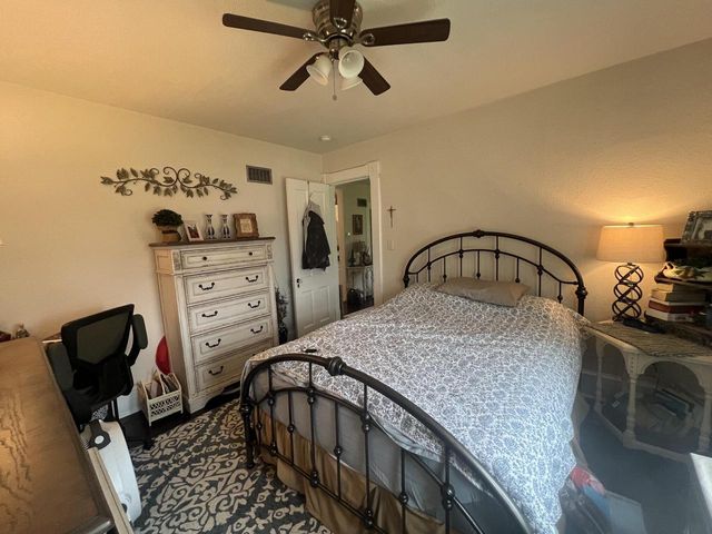 304 S Silver Lake STREET, Oconomowoc, WI 53066