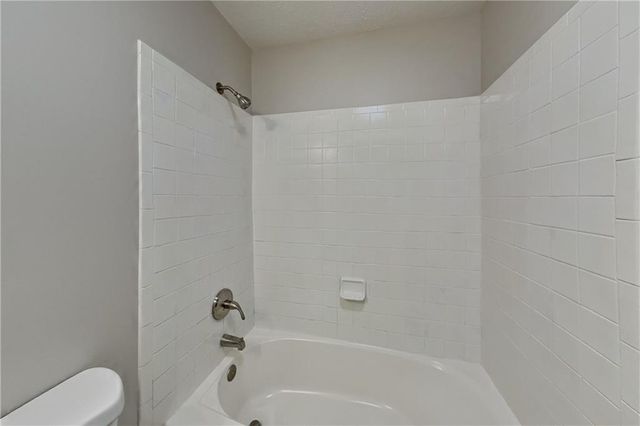 2928 Yukon Trail NW, Acworth, GA 30101