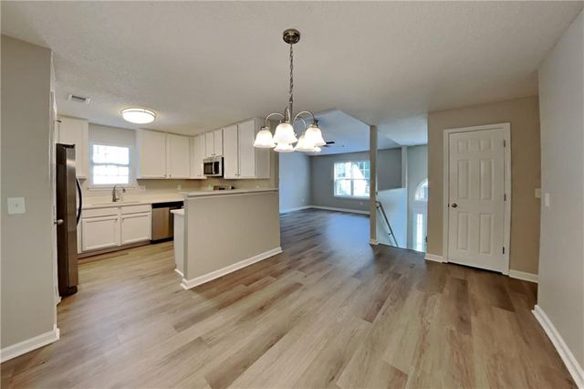 2928 Yukon Trail NW, Acworth, GA 30101