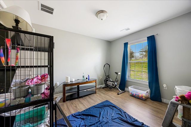 366 WASHBURN DR, Memphis, TN 38109