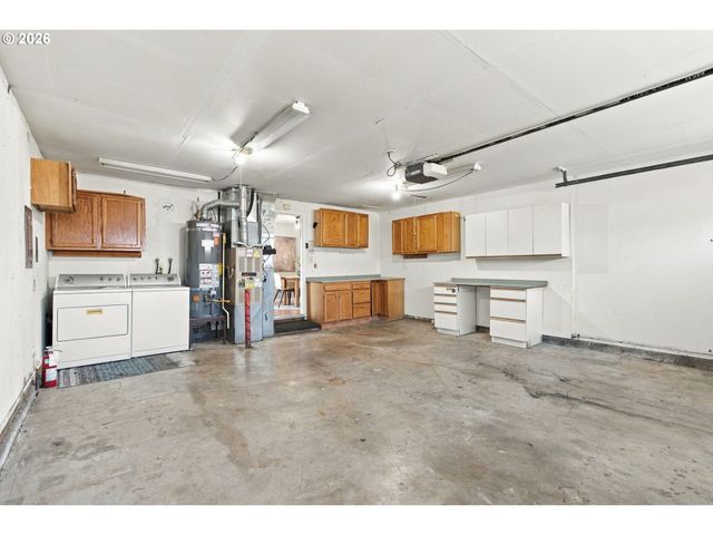 3414 Ne 80TH Ave, Portland, OR 97213