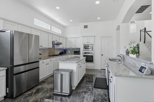 19534 Azure Oak, San Antonio, TX 78258