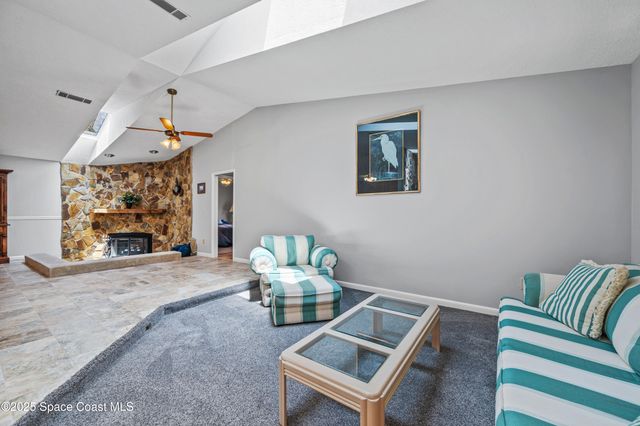 920 Peacock Avenue NE, Palm Bay, FL 32907