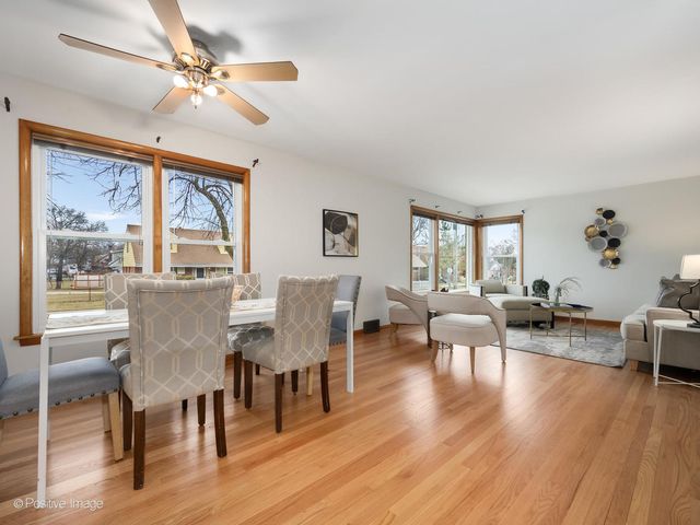 18547 Lexington Avenue, Homewood, IL 60430