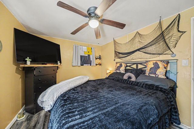 2520 Wall Street, South Bend, IN 46615